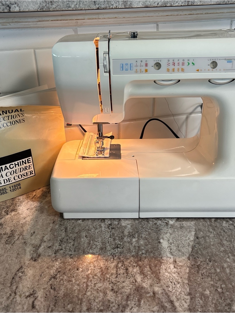 Kenmore /Janome Sewing Machine  385.12014590 W/Pedal, Huge Lot-Works 1 Full Amp